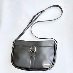 VTG Liz Claiborne Saddle Like Black Leather Crossbody bag Sz Small